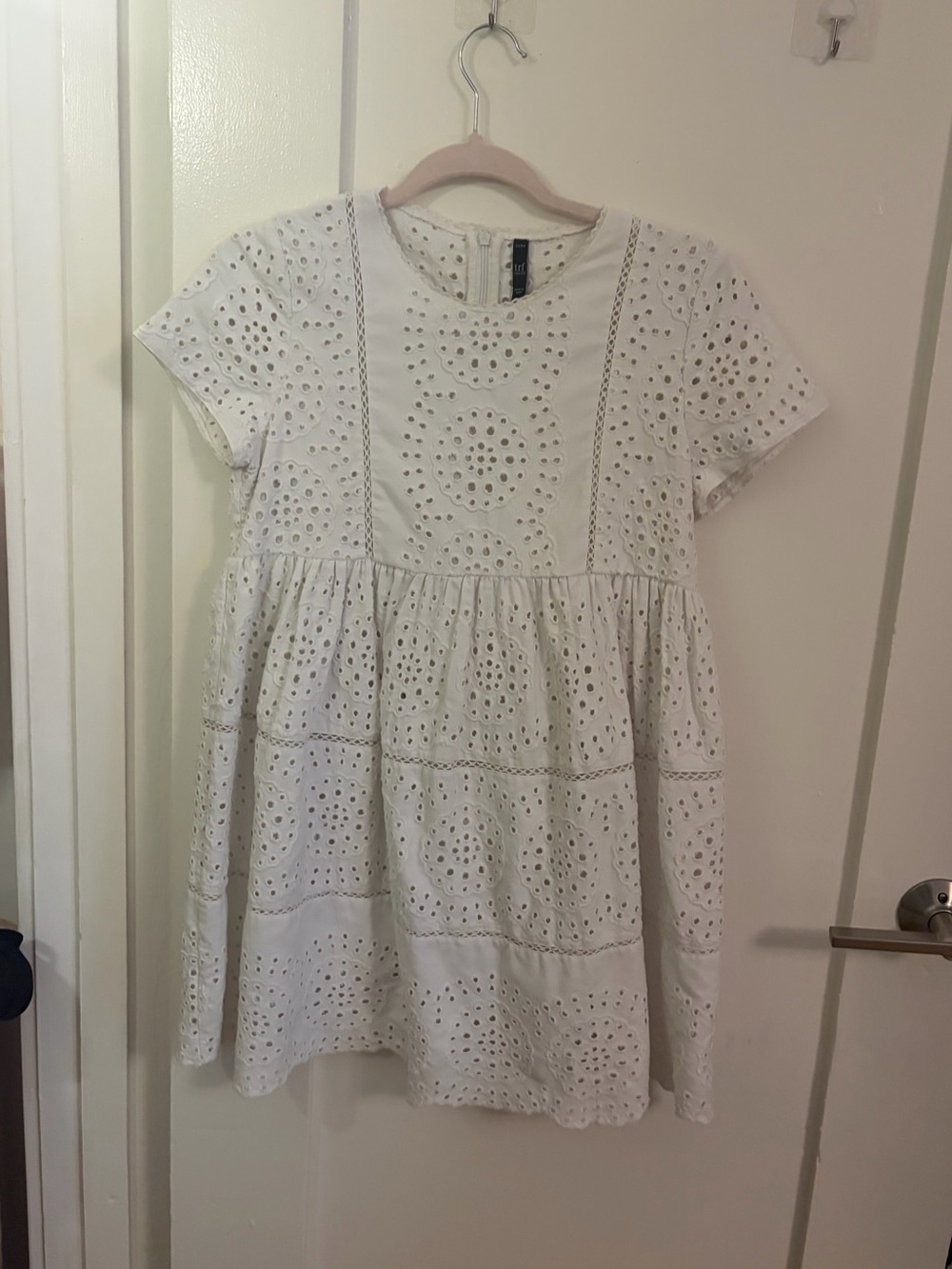 zara White eyelet lace baby doll dress with short sleeves